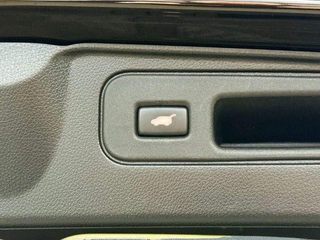 Used 2020 Gray Honda EX-L image 21