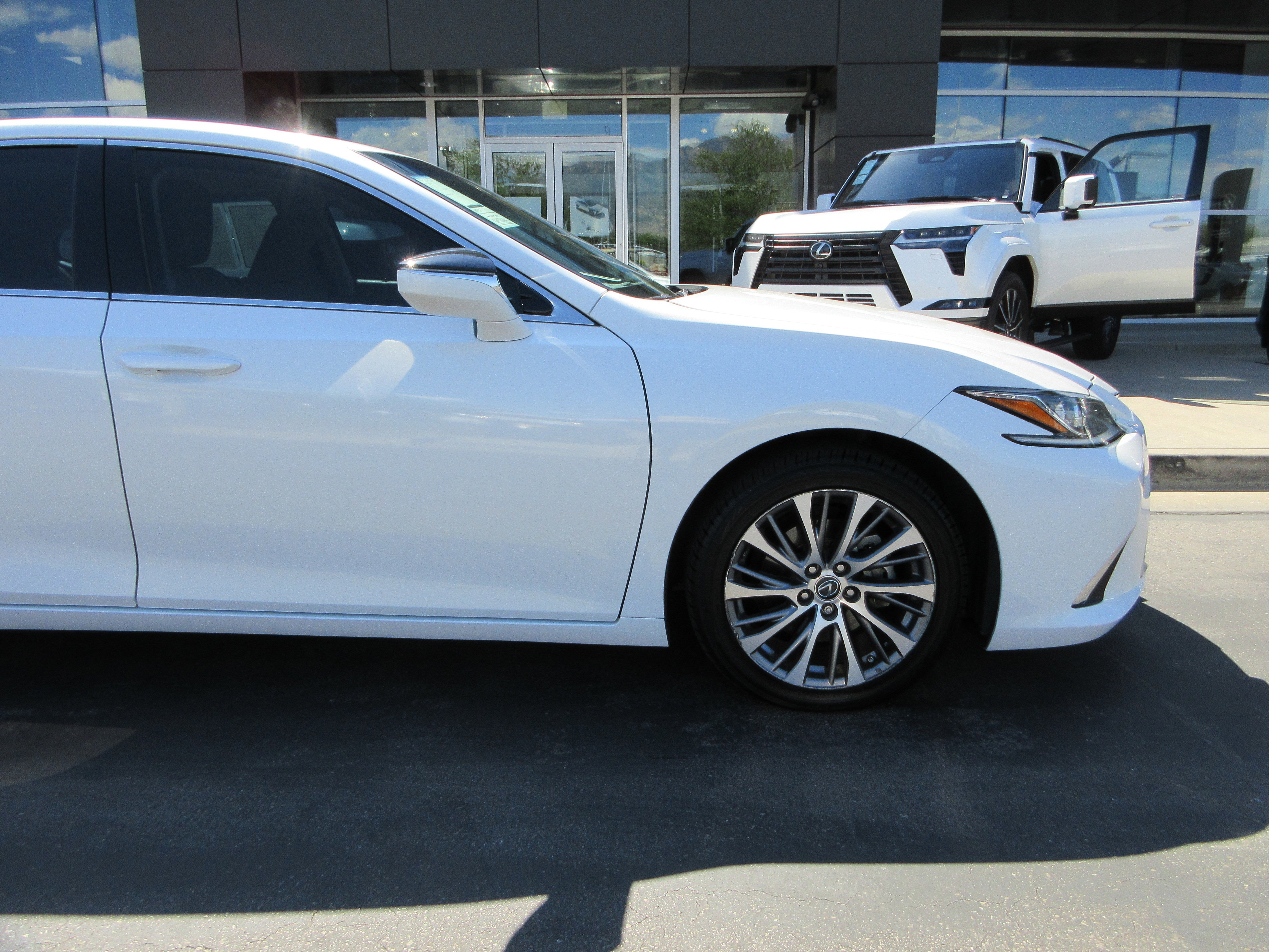 Used 2021 White Lexus 250 image 12