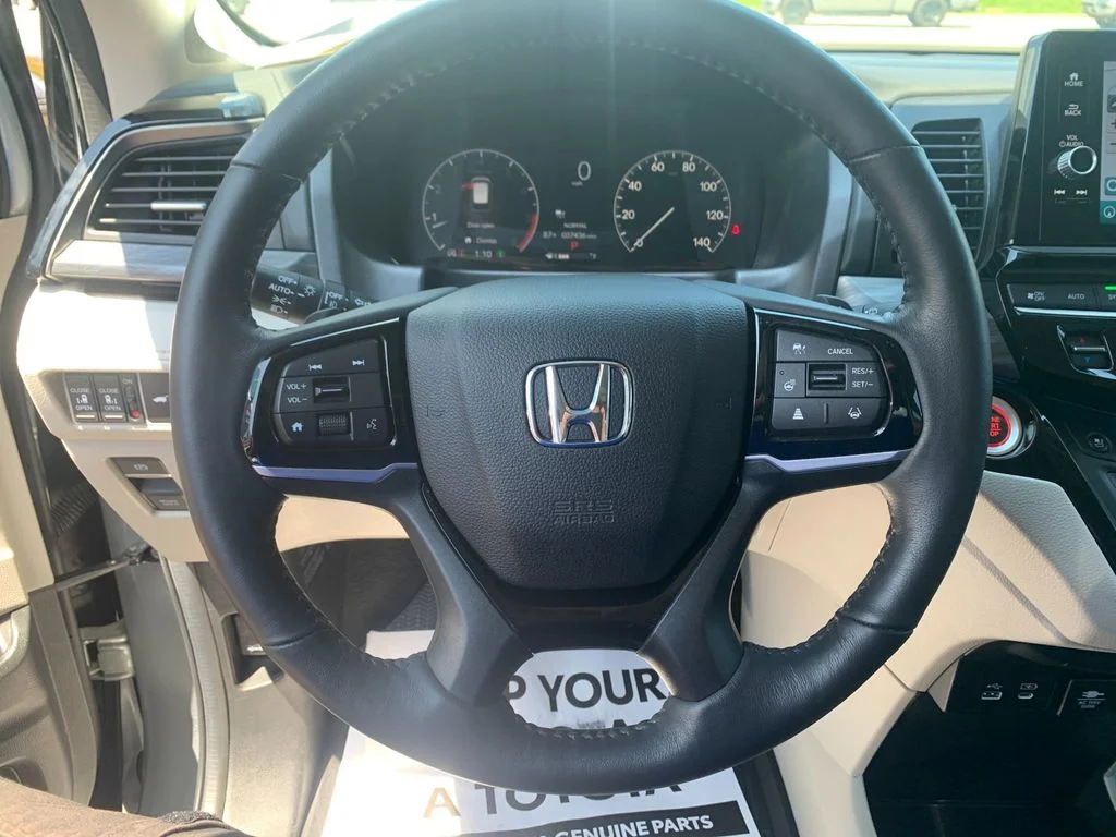 Used 2025 Silver Honda Elite image 25