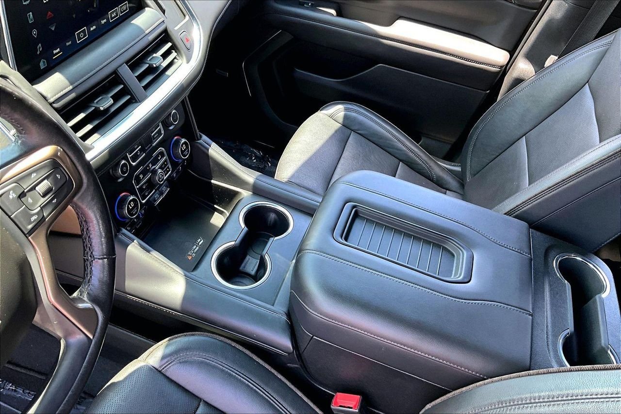 Used 2023 Iridescent Pearl Tricoat Chevrolet 4WD High Country image 19