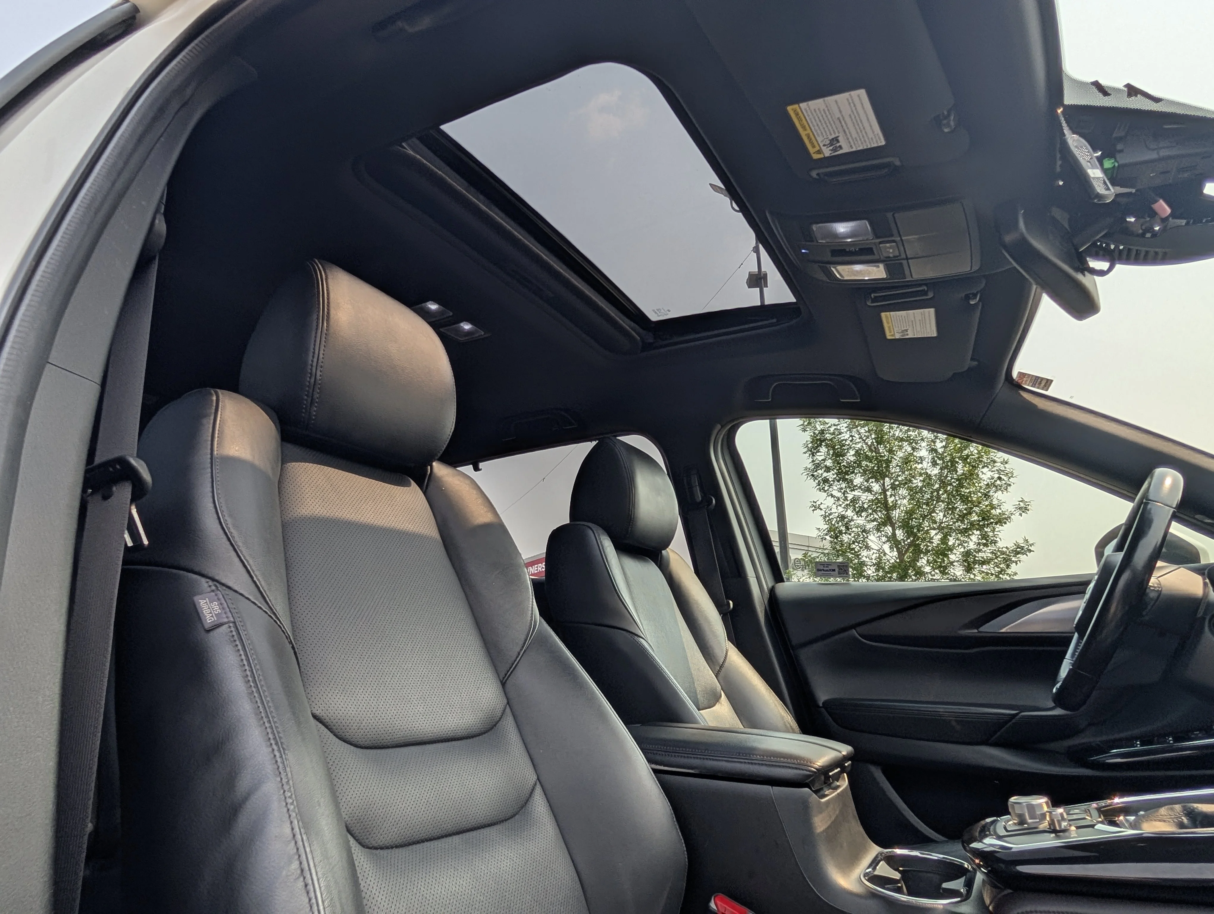 Used 2017 White Mazda GT image 23