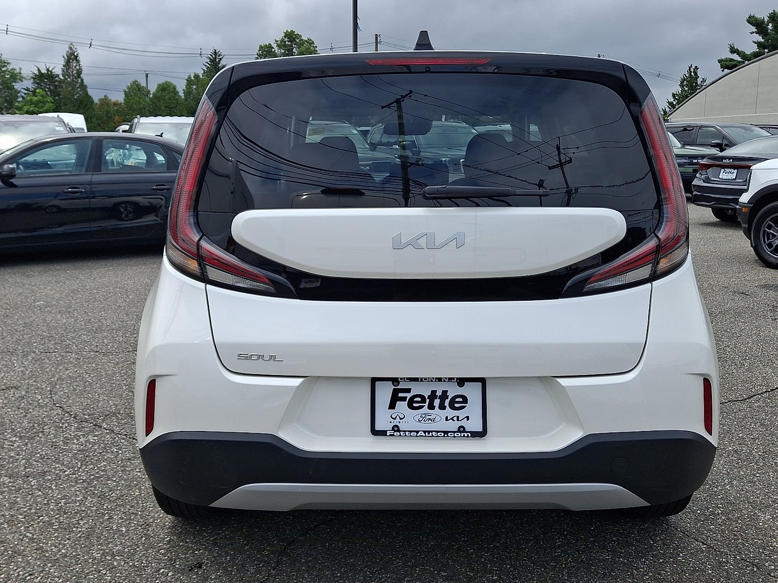 Used 2024 Snow White Pearl - SWP Kia LX image 5