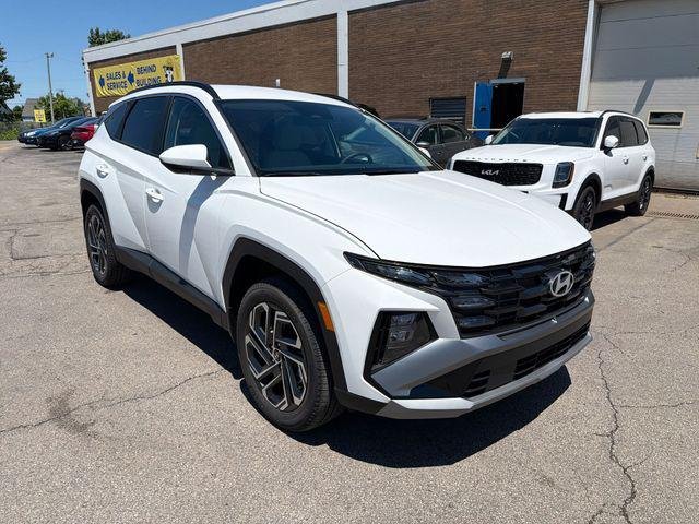 New 2026 White Hyundai SEL Plus AWD image 11