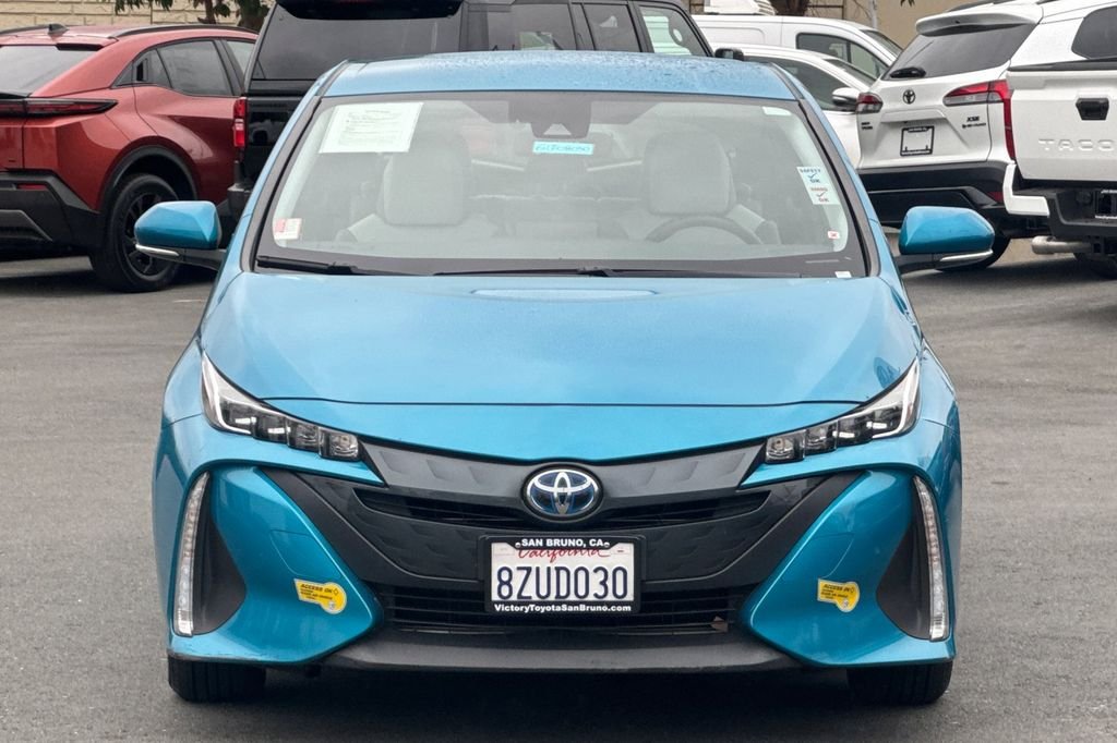 Certified Used 2022 Blue Toyota XLE image 9