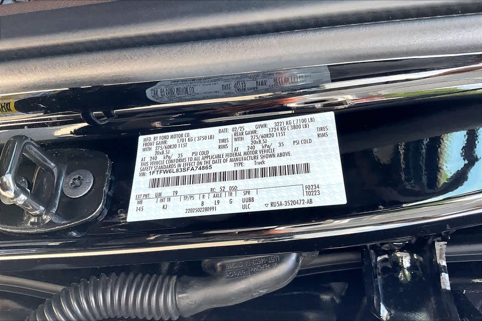 Used 2025 Agate Black/Marsh Gray Ford King Ranch image 35