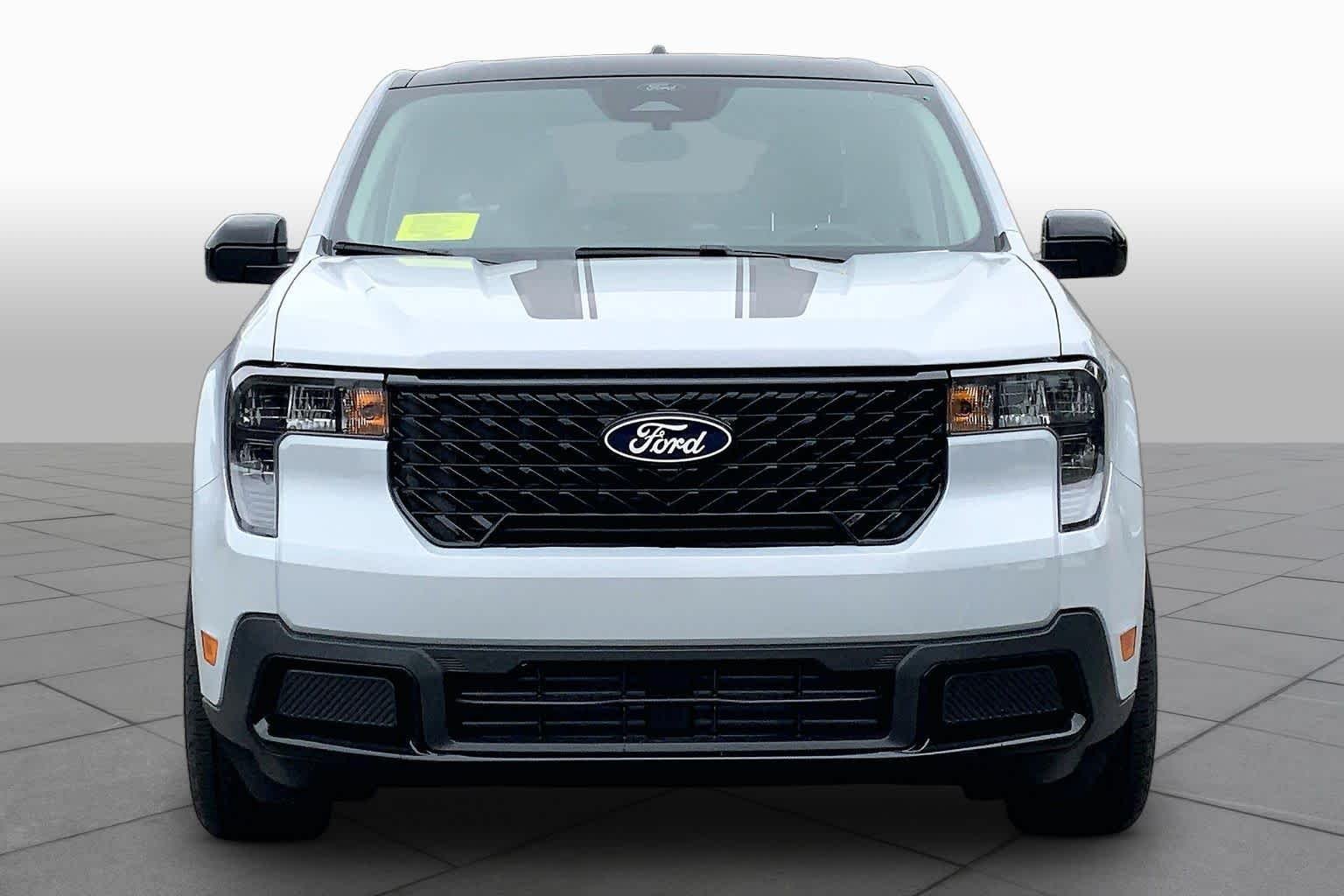 New 2026 Space White Metallic Ford XLT image 2