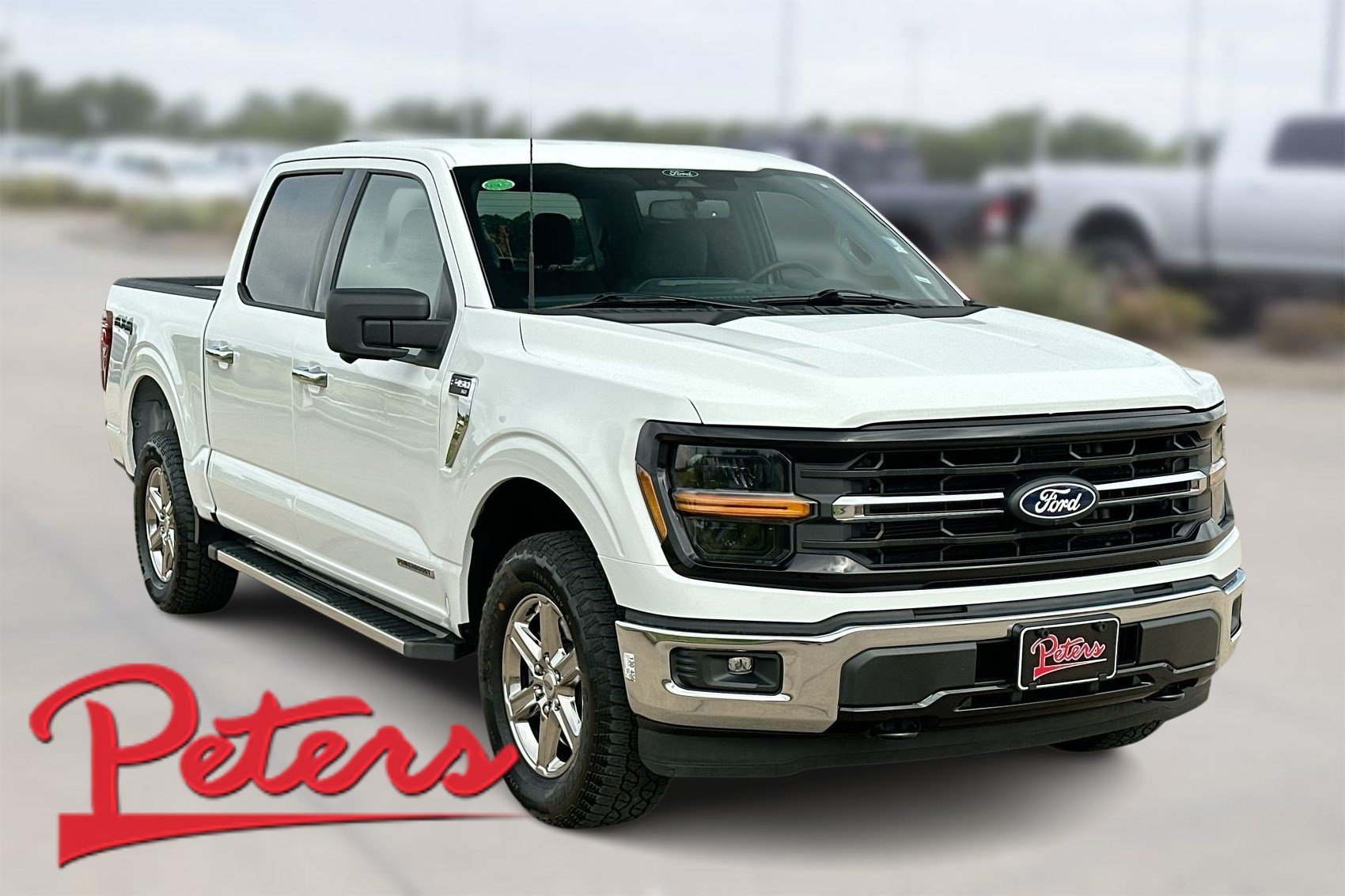 Used 2024 Oxford White Ford XLT image 1