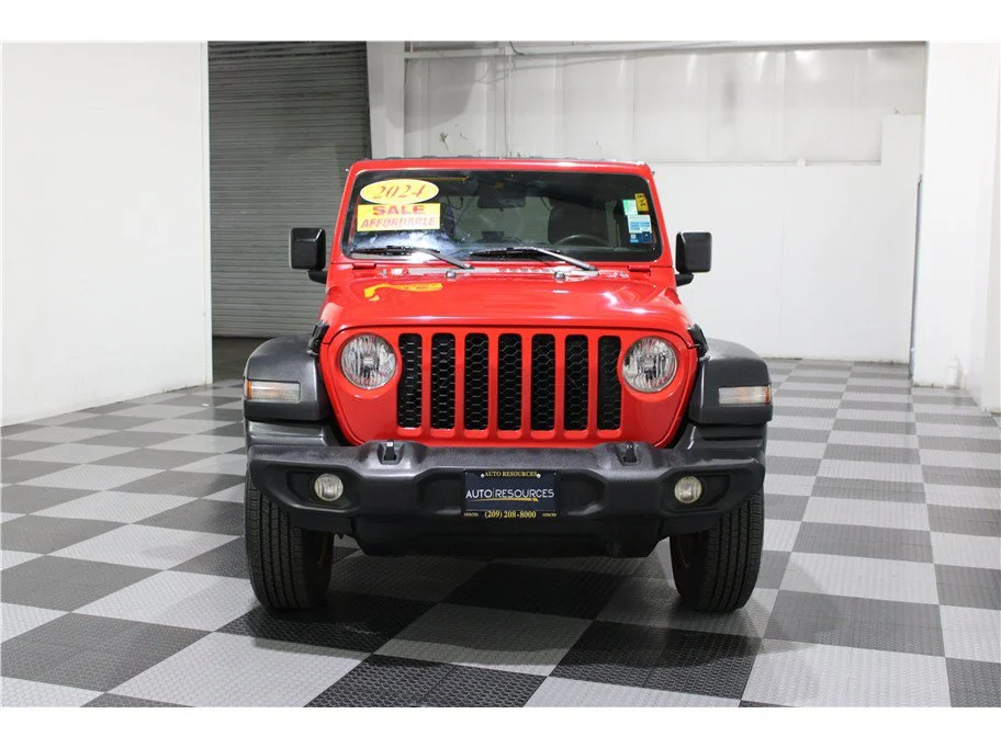 Used 2024 Firecracker Red Clearcoat Jeep Sport S image 2