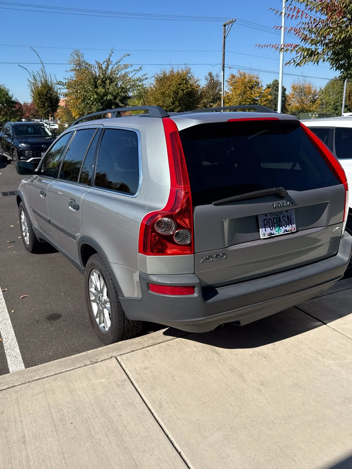 Used 2005 Silver Volvo 2.5T image 6