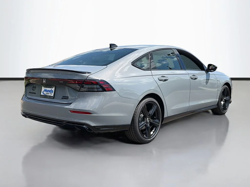 New 2026 Urban Gray Pearl Honda Sport-L image 6