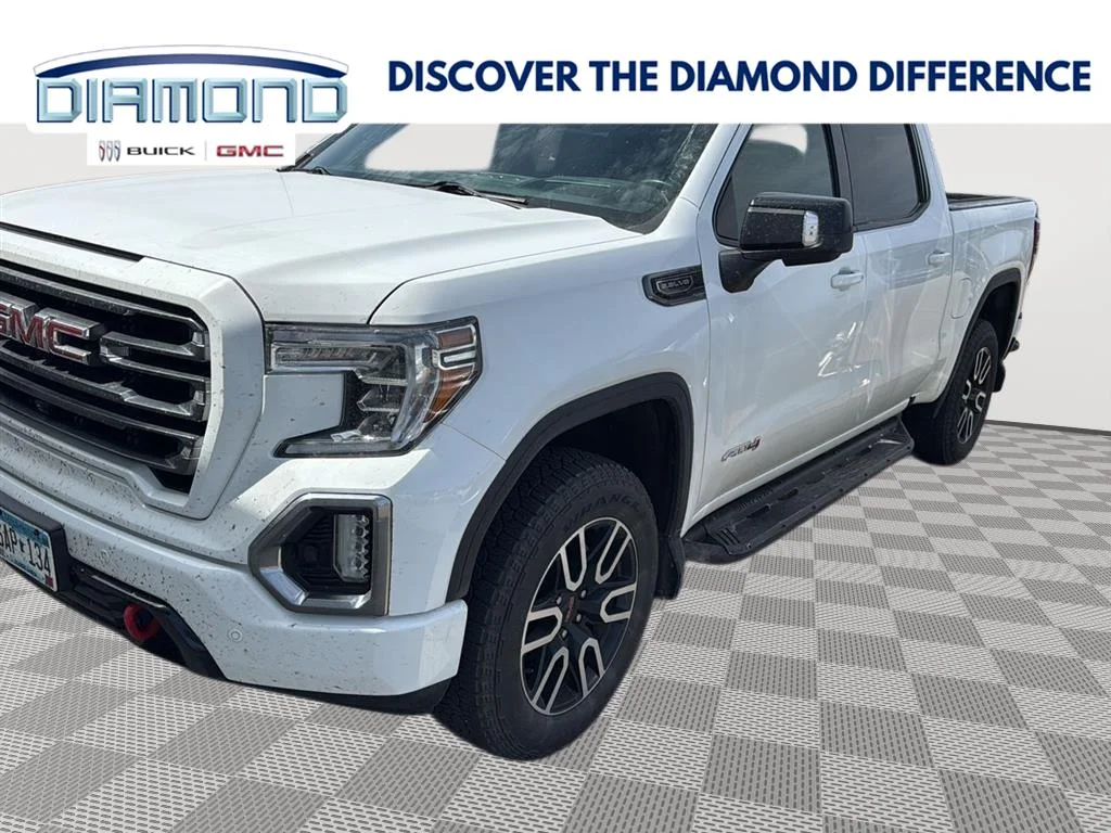 2019 GMC Sierra 4WD Crew Cab Short Box AT4's photo