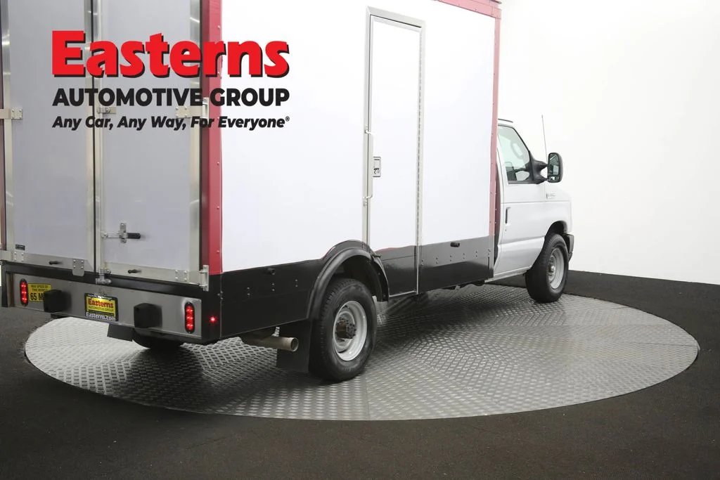 Used 2023 White Ford Base image 39