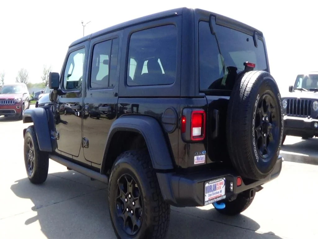 Used 2023 Black Clear Coat (px8) Jeep Sahara 4xe image 8