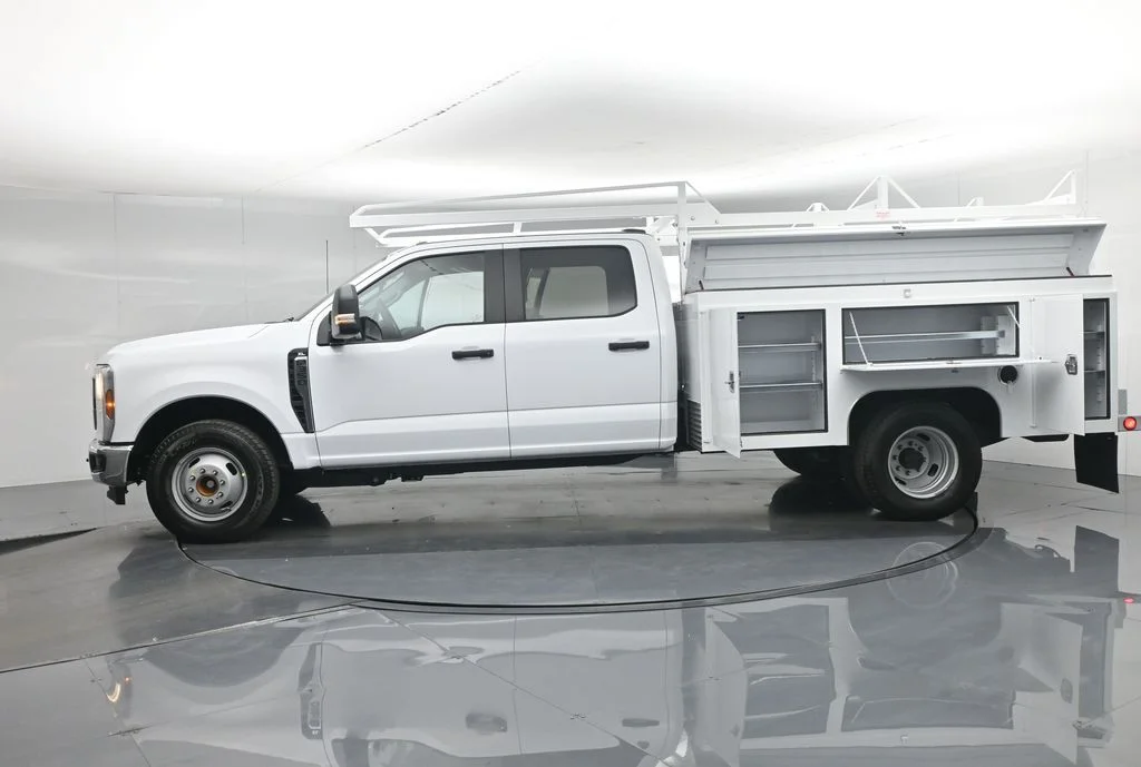 New 2026 White Ford XL image 4