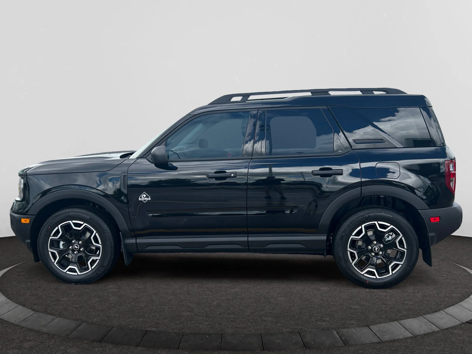 New 2026 Shadow Black Ford Outer Banks image 2