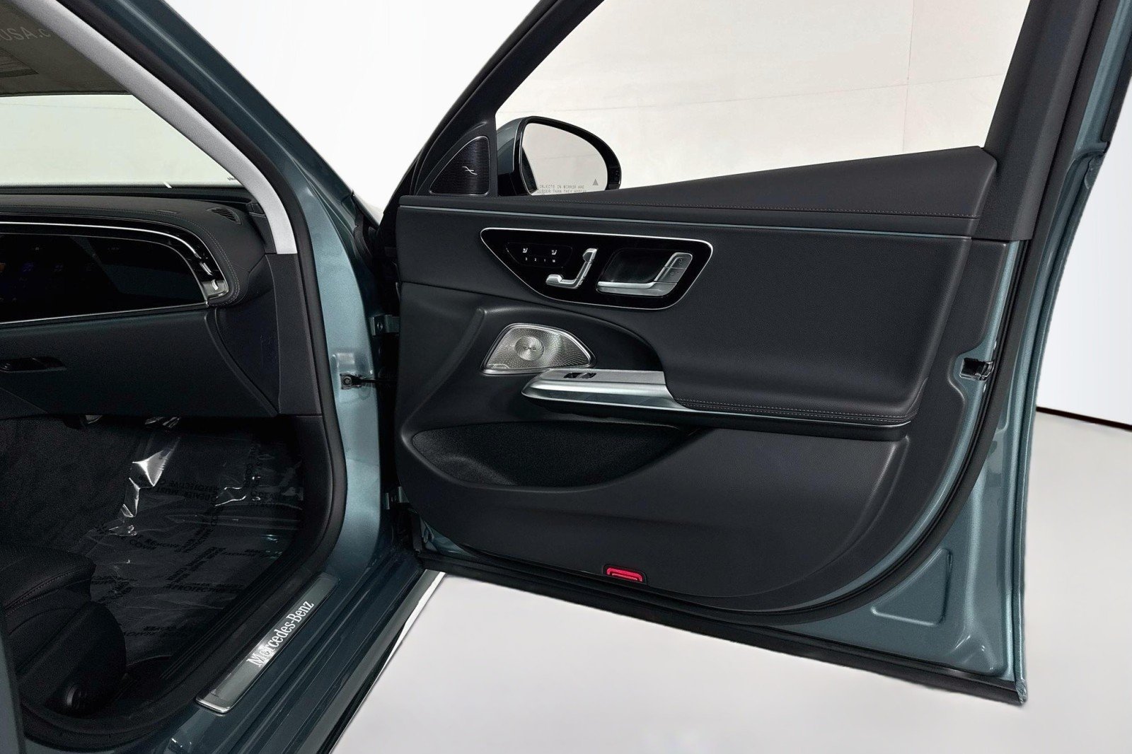 New 2026 Verde Silver Metallic Mercedes-Benz E 350 RWD Sedan image 23