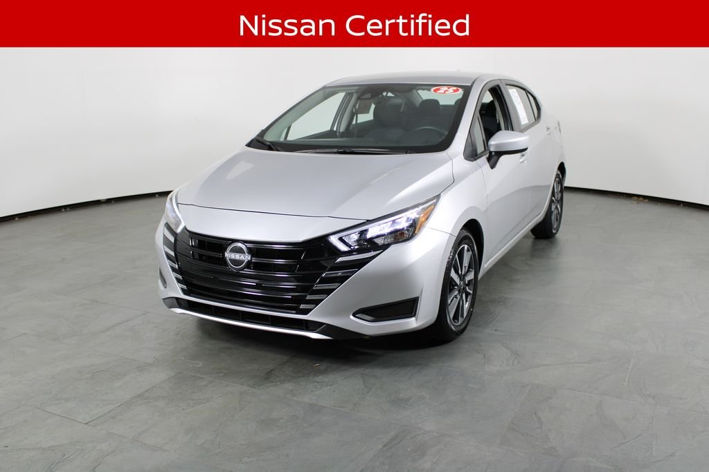 2025 Nissan Versa 1.6 SV CVT's photo