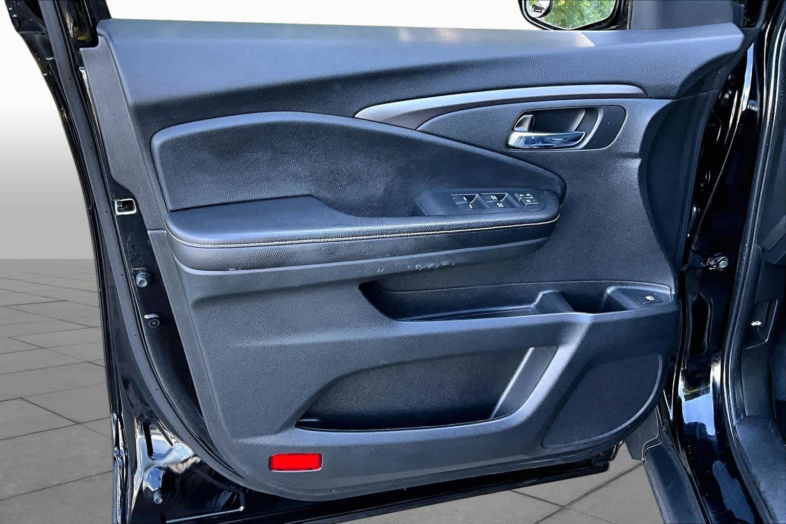 Used 2021 Crystal Black Pearl Honda Sport image 20