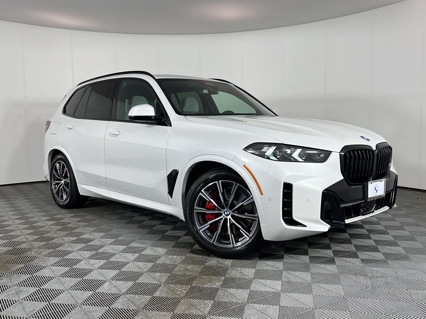 Used 2026 Mineral White Metallic BMW xDrive50e image 15