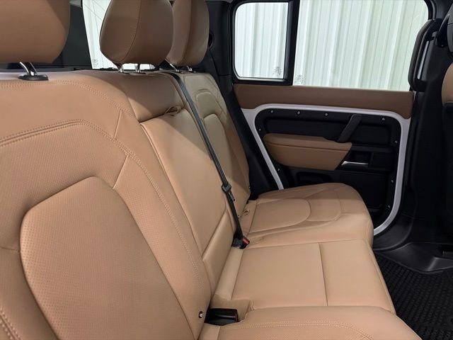 Certified Used 2026 Fuji White Land Rover S image 28