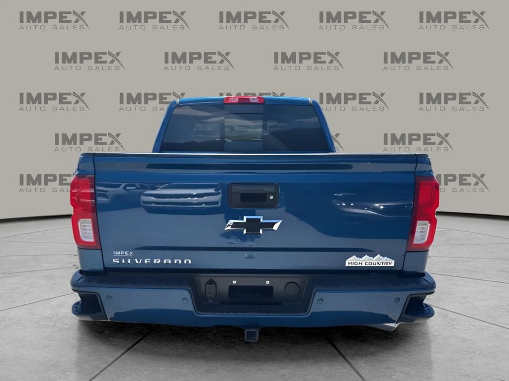 Used 2018 Blue Chevrolet High Country image 4