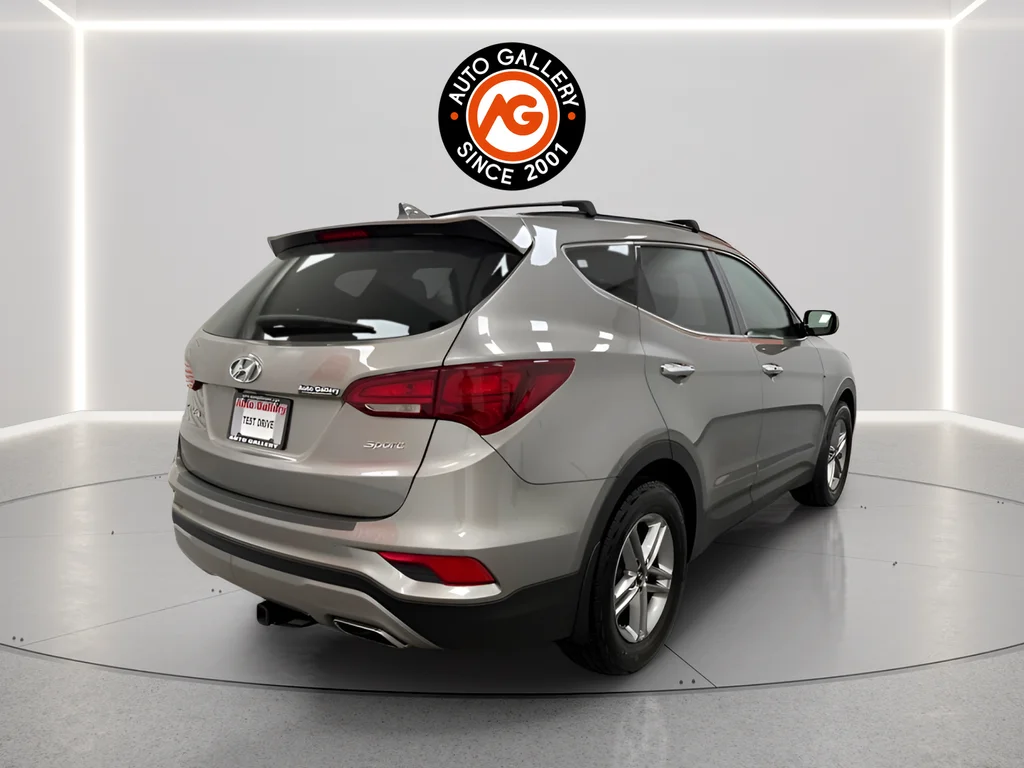 Used 2018 Gray Hyundai 2.4 Base image 5