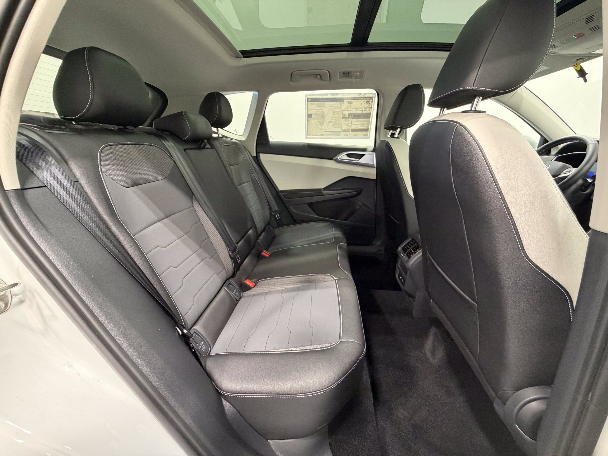 New 2026 White Volkswagen 1.5T SE image 26