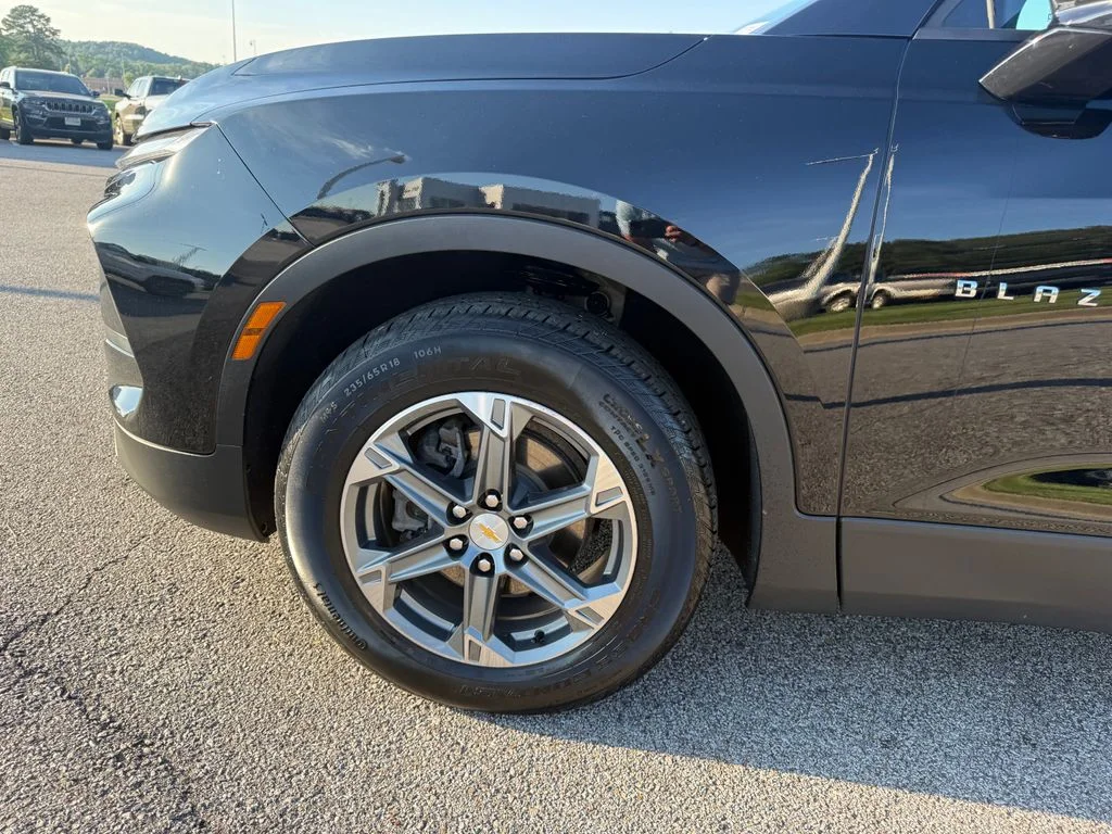 Used 2024 Black Chevrolet LT image 22