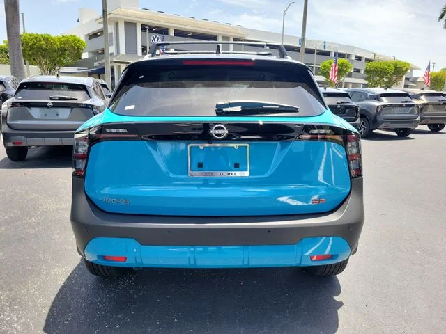 New 2026 Arctic Ice Blue Metallic / Super Black Two-tone Nissan SR image 5