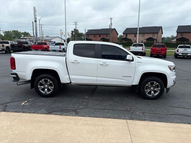 Used 2017 White Chevrolet Z71 image 8