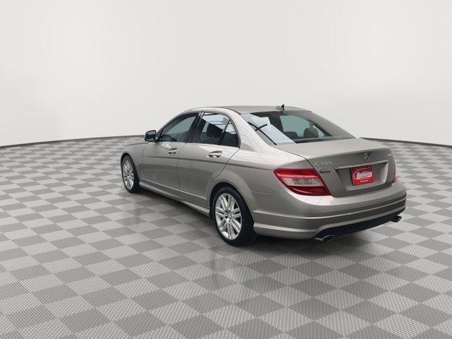 Used 2009 Beige Mercedes-Benz 3.0L Luxury image 31