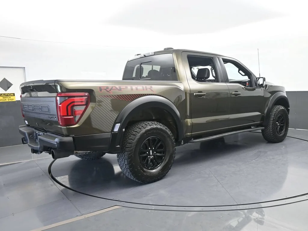 Used 2025 Green Ford Raptor image 5