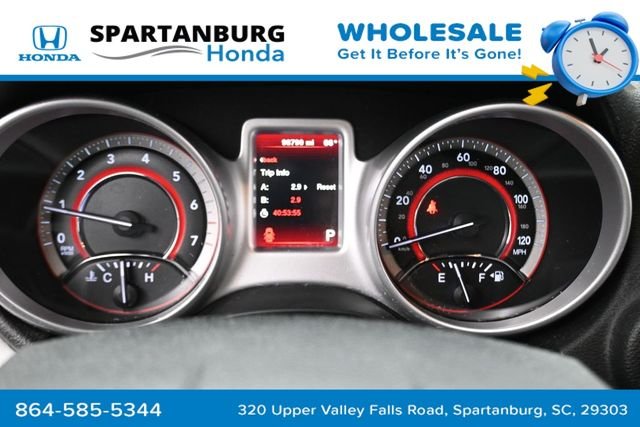 Used 2018 Gray Clearcoat Dodge SXT image 9