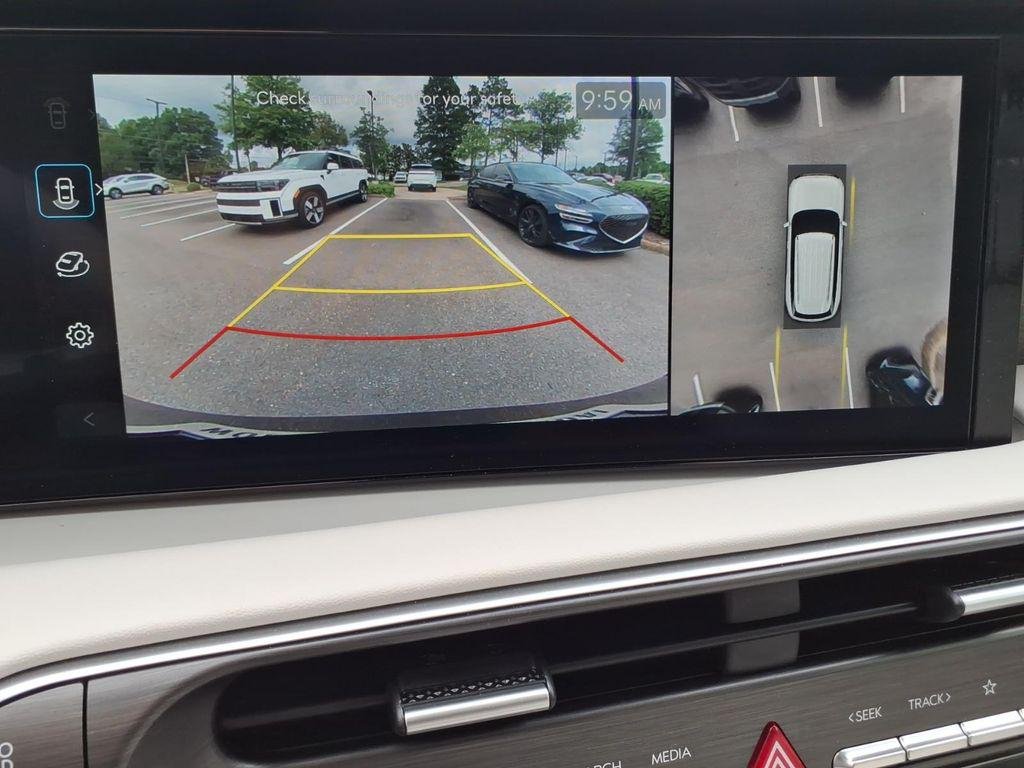 New 2026 White Hyundai SEL Premium FWD image 29