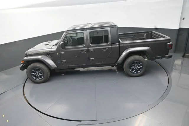 New 2026 Granite Crystal Metallic Clear-Coat Exterior Paint Jeep 85th Anniversary Edition image 14