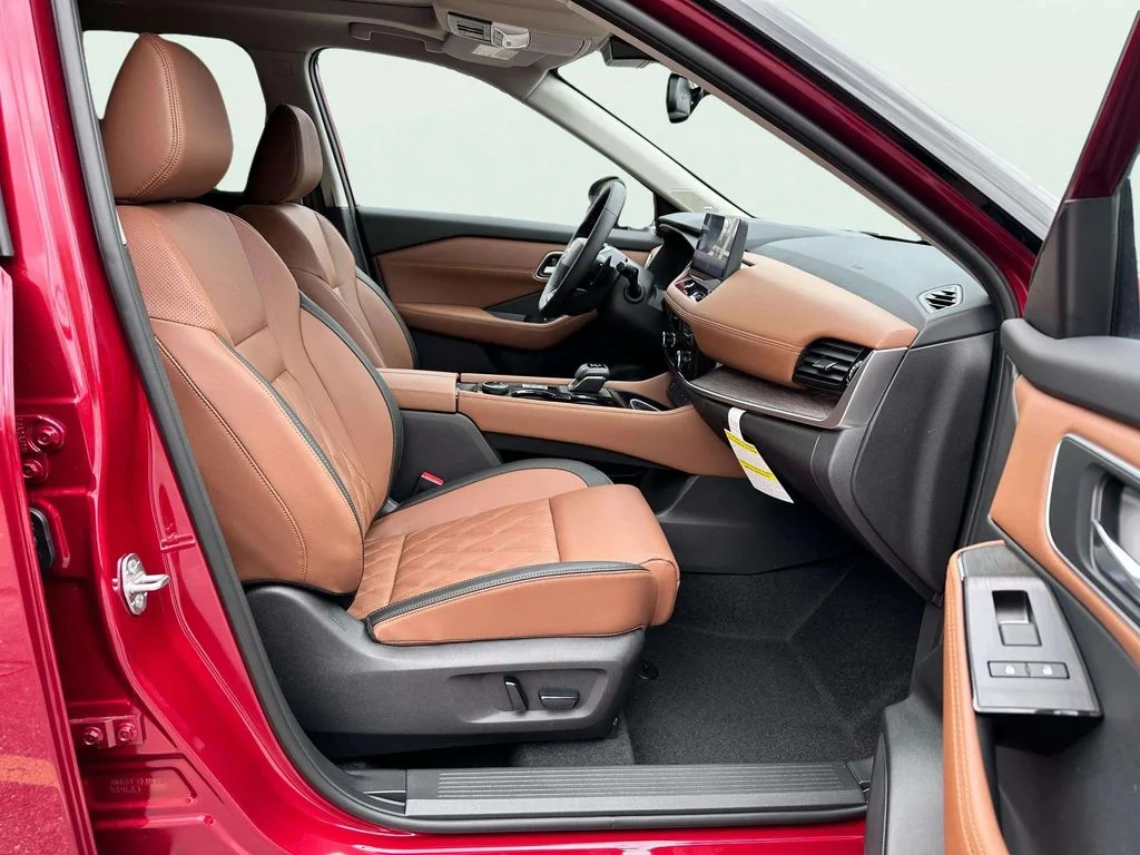New 2026 Scarlet Ember Tintcoat Nissan Platinum image 17
