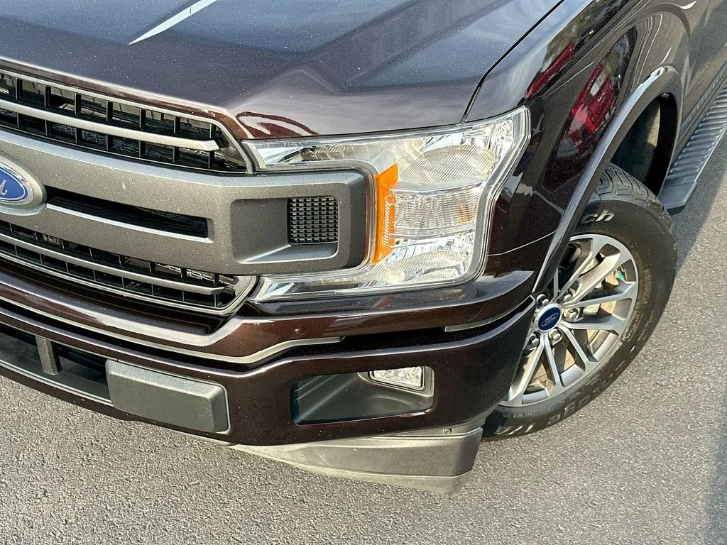 Used 2020 Red Ford XLT image 16