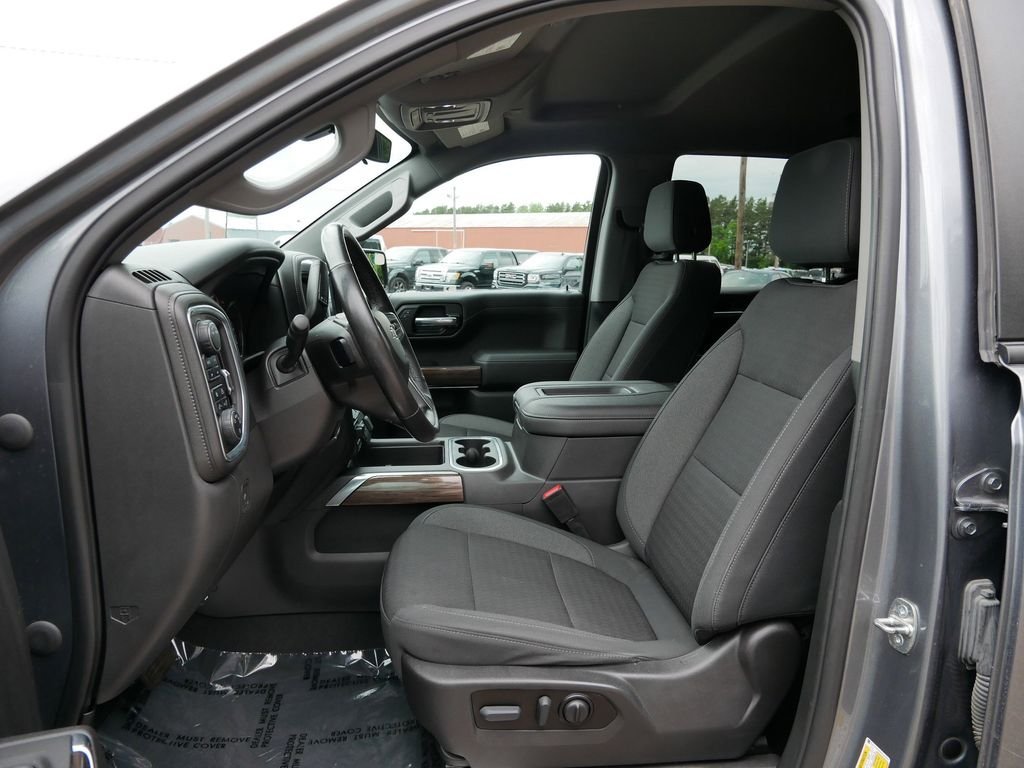 Certified Used 2022 Gray Chevrolet RST image 15