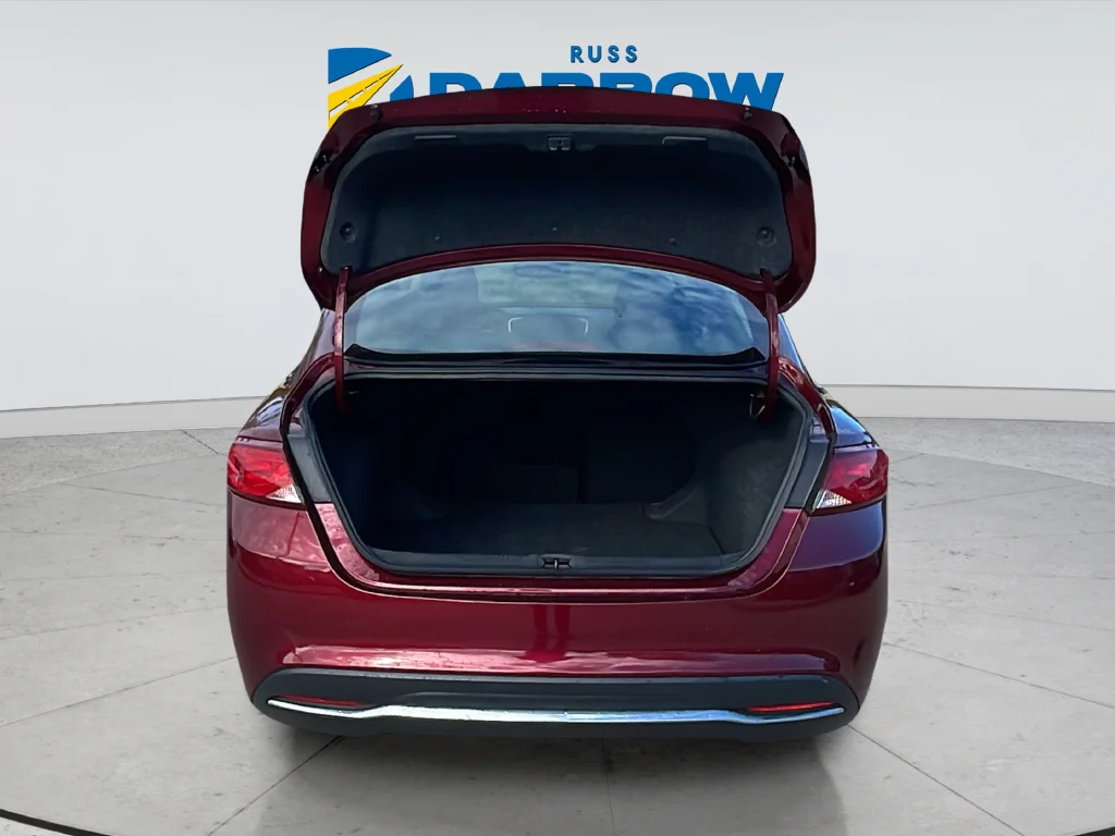 Used 2015 Red Chrysler Limited image 31