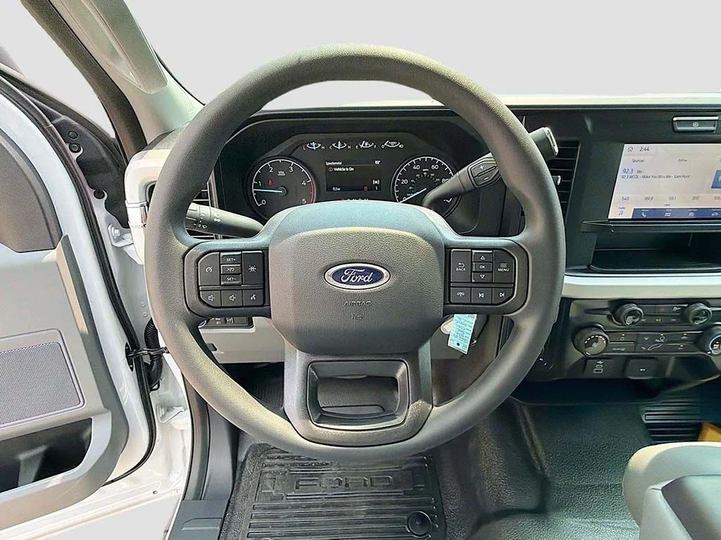 New 2026 Oxford White Ford F-550® XL image 27
