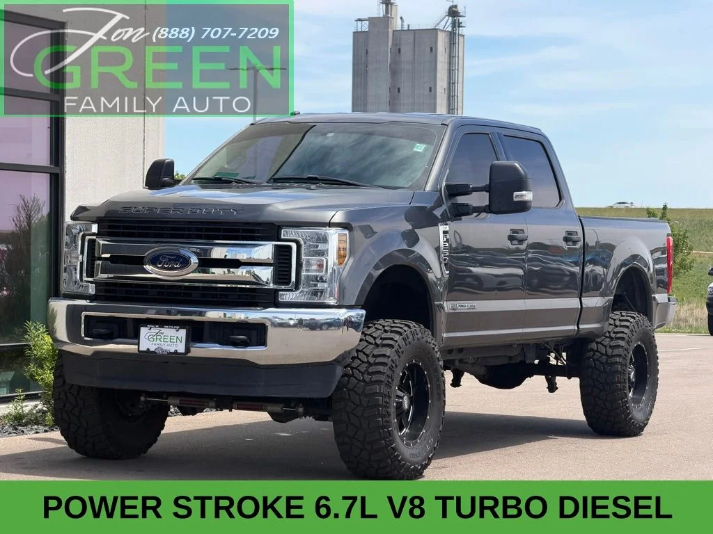 2019 Ford F-250 XLT 4x4 Crew Cab 8' Box's photo