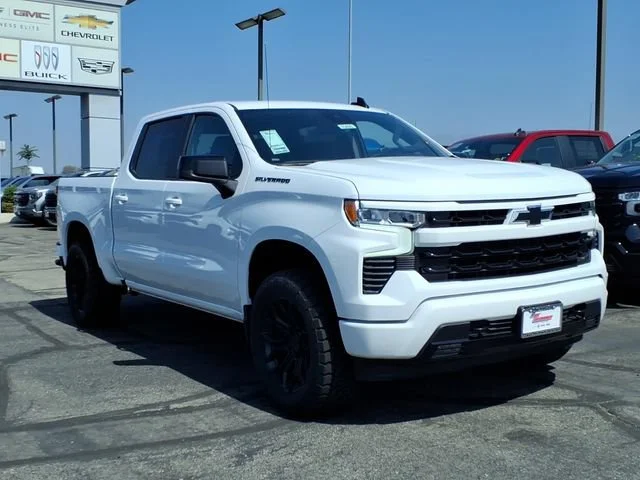 New 2026 Summit White Chevrolet RST image 1