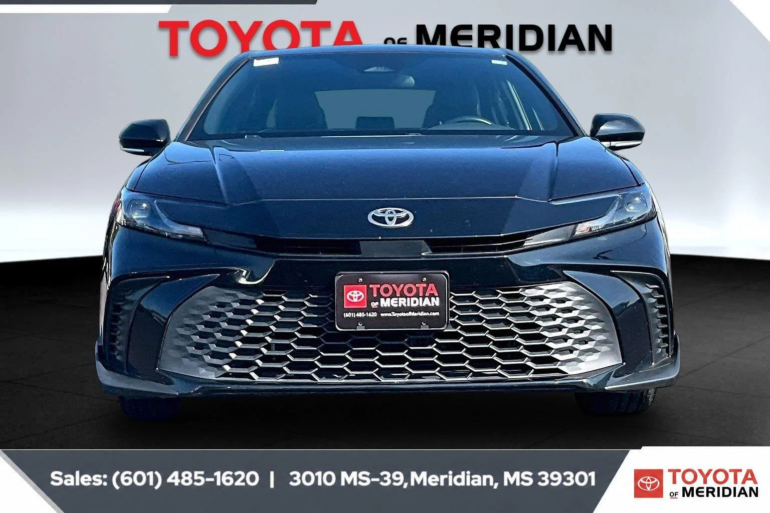 Used 2025 Midnight Black Metallic Toyota SE (Natl) image 3