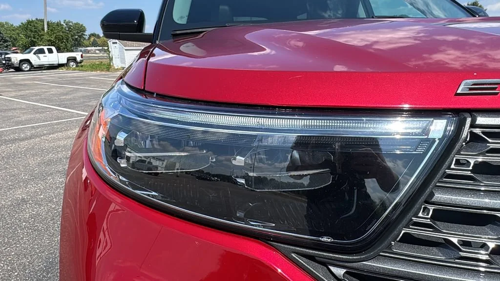 Used 2022 Red Ford XLT image 19