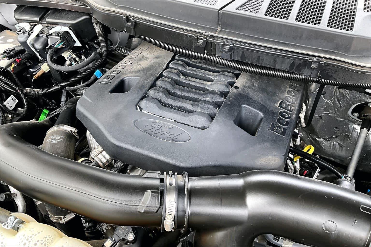 Used 2023 Avalanche Ford XLT image 30