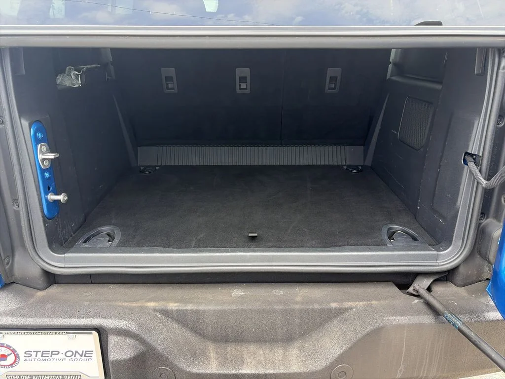 Used 2021 Blue Ford Wildtrak image 30