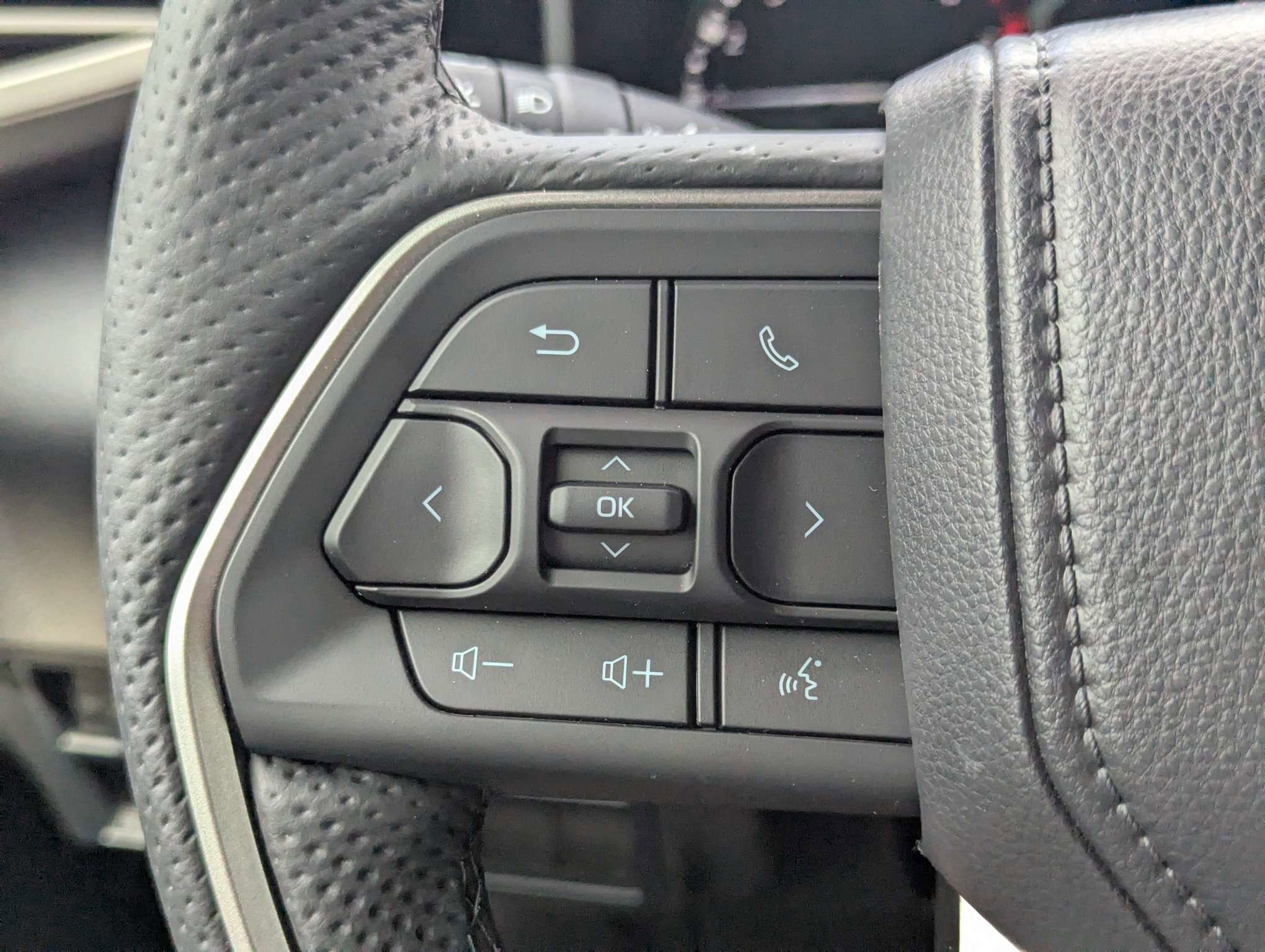 2026 Toyota Tundra SR5 - Photo 24