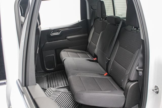 New 2026 Summit White GMC SLE image 23