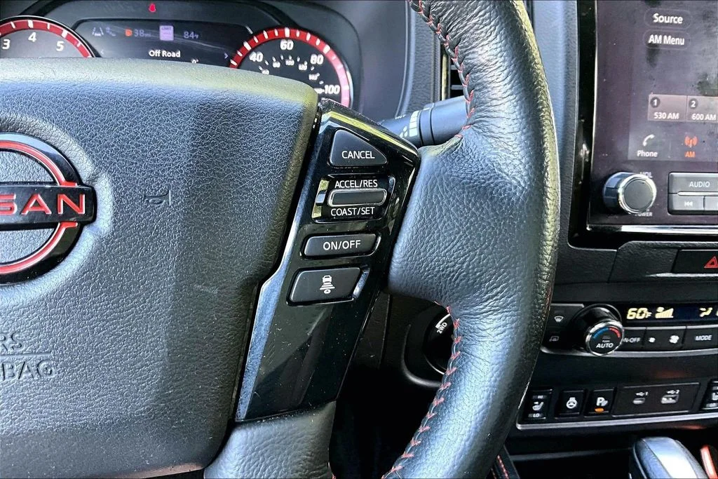 Used 2022 Pearl Nissan PRO-4X image 29