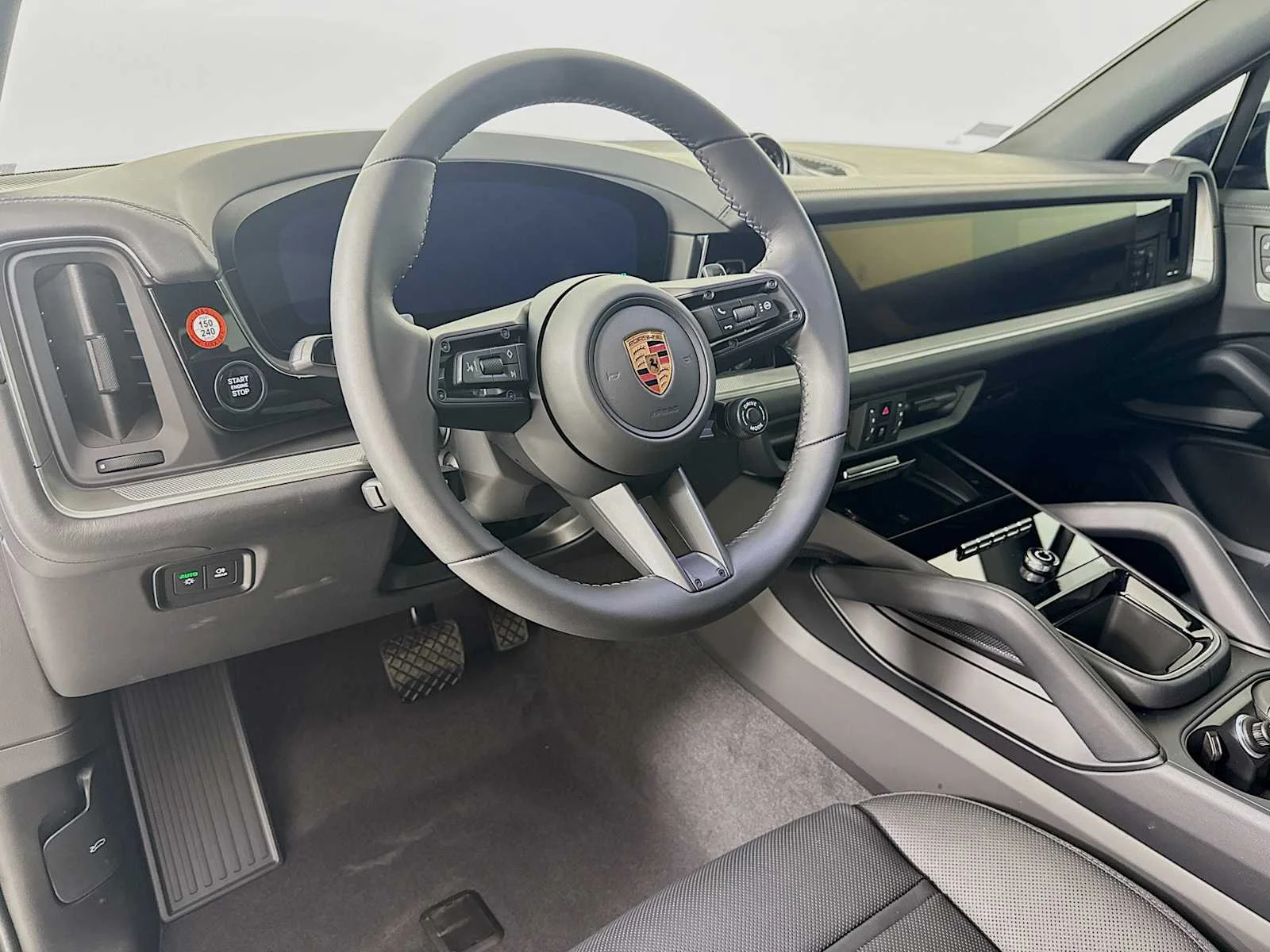 New 2026 Chromite Black Metallic Porsche E-Hybrid image 4